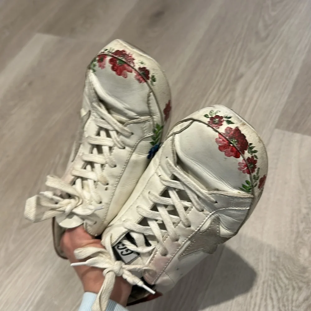 Golden Goose Floral Superstar Sneakers - Picture 8 of 8